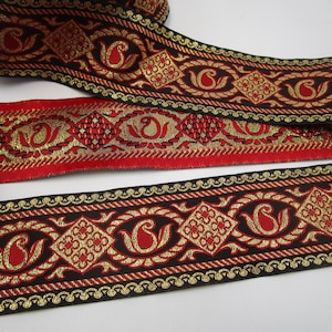 1.50 m wider brocade border black with red/gold pattern (4.7 cm wide) 58-8-23