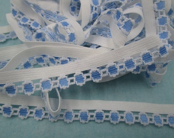 1 m d'élastique à linge étroit blanc avec bord fleuri bleu clair (1 m de long, 1,5 cm de large) 14-8-23