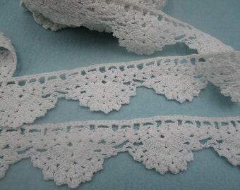 1.50 m wider fine crochet border white vintage (4 cm wide) 86-3-24