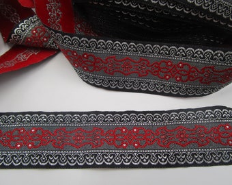 Bordure tissée étroite de 1,50 m noire avec motif argent/rouge (3 cm de large) 6-9-23