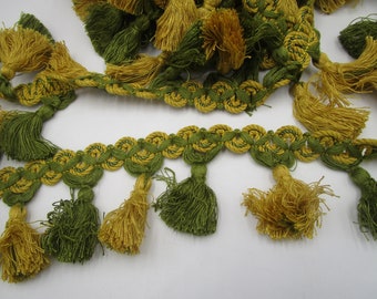 Bordure étroite de 1 m jaune doré/vert avec franges à pompons jaune doré/vert (6 cm de large) 7-9-23