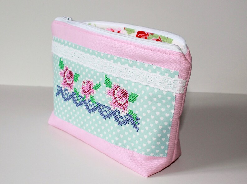 Embroidered Cosmetic bag with roses image 2