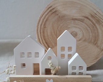 Houses set on wooden strip, houses made of Raysin, wooden strip, Raysin, 4 light houses, heart, decoration, Mellencreations