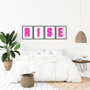 Motivations-Druck-Set, RISE Set von 4 Buchstaben-Drucken, sofortiger Download rosa Buchstaben-Ausdrucke, moderne Wandkunst, positive Zitate über Bett-Kunst
