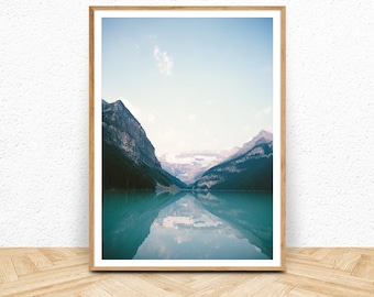 Berg Wand Kunst Druck, Blauer See druckbare Poster digitaler Download, Natur Wandkunst, Landschaftsfotografie, skandinavisches Dekor, See Druck