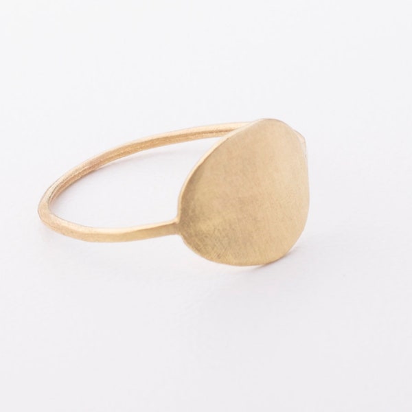 Ring Ovale 18 kt Gold