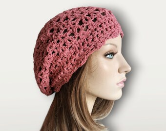 Leichte Sommerbeanie altrosa wollweiß / Damen Baumwollmütze / Häkelbeanie mit Wellenrand / romantische Strickbeanie