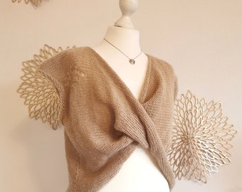 Feines Wickeltop M-L beige / Damen Wickelpullover/ gestrickter Pullunder / weiches Strick Top / Wickel Shirt