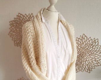 Seelenwärmer Ivory / Damen Strickjacke beige Elfenbein / handgestrickte Jacke Bolero M / Ärmelschal Creme