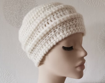 Woll Hut wollweiß / gehäkelter Damen Hut / Winter Mütze Frauen / Strickmütze beige Natur Ivory