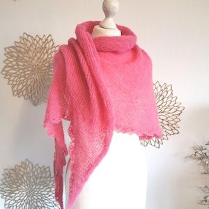 Federleichtes Dreieckstuch, Damen Dreieckstola mit Häkelborte Alpaka Seide, gestrickte Brautstola Tücher, Strickstola, pink rosa rot