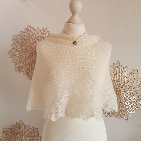 Brautcape Ivory, S/M or M/L, Pelerine, wedding wrap, bridal bolero, bridal stole, knitting cape