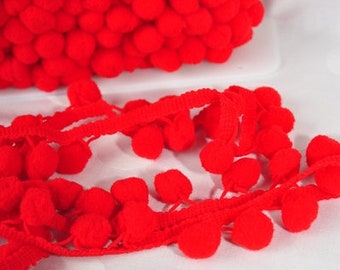 1 m pompons in red!