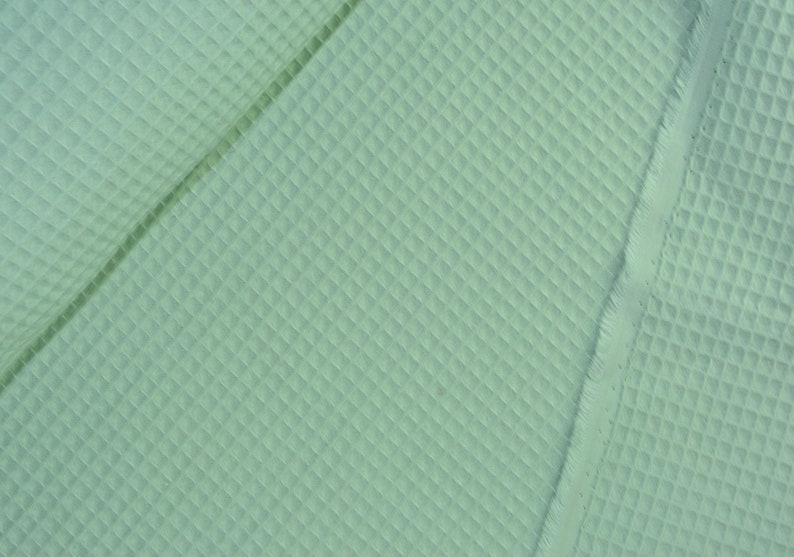 0.5 x 1.52 m NELSON waffle lpique WAFFEL PIQUÉ emerald 100% CO col. 100266 image 3