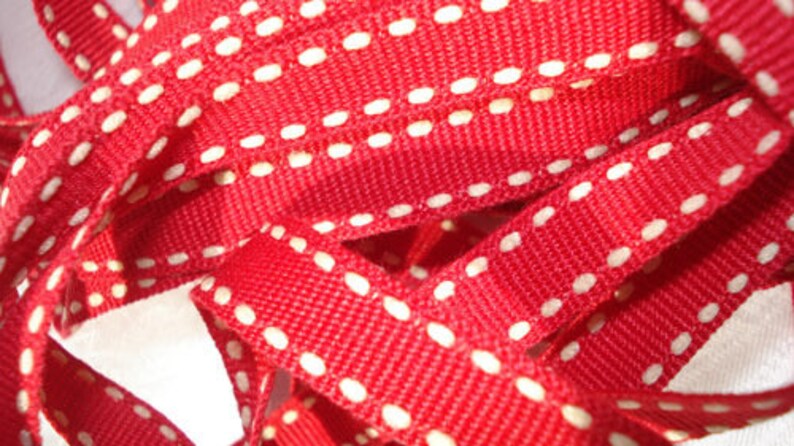 2 m ribbon in red with creme stripes image 3