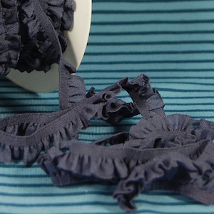 2 m ribbon plissé, frill in blue image 1