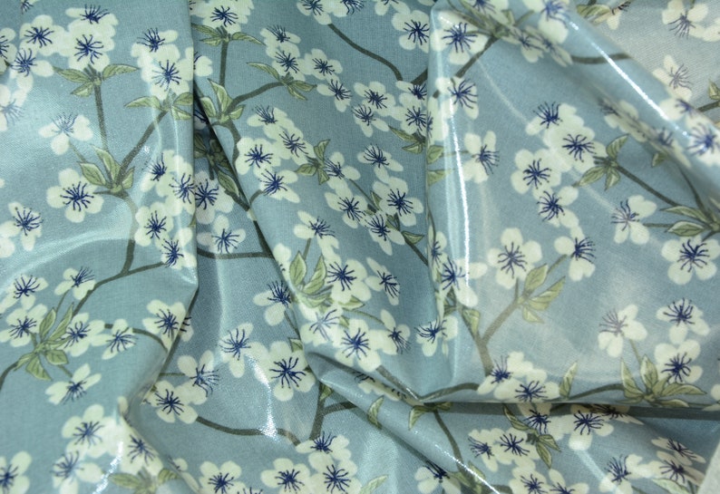 0,25 x 0,7 m Nappe sur Cotton AMALIE fleur de cerisier oilcloth dusty blue image 4