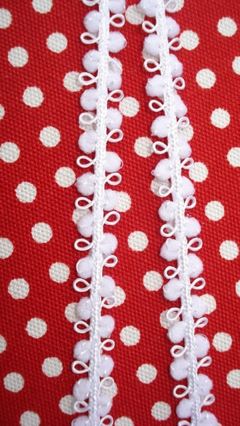 2 m Mini-Pomponsband on both sides white image 3