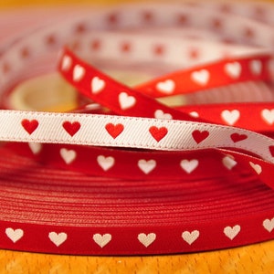 2 m ribbon of HEARTS in red/white image 3