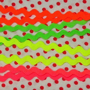 3 m x 8 mm Zackenlitze NEON-PINK 100 % PL Bild 4