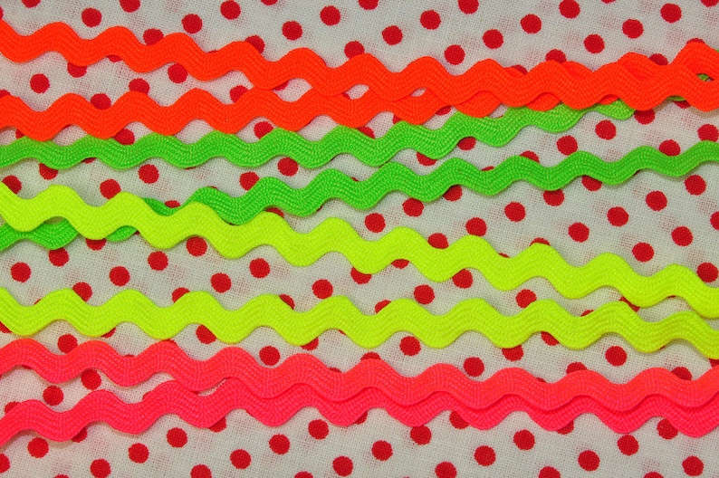 3 m x 8 mm Zackenlitze NEON-PINK 100 % PL Bild 4