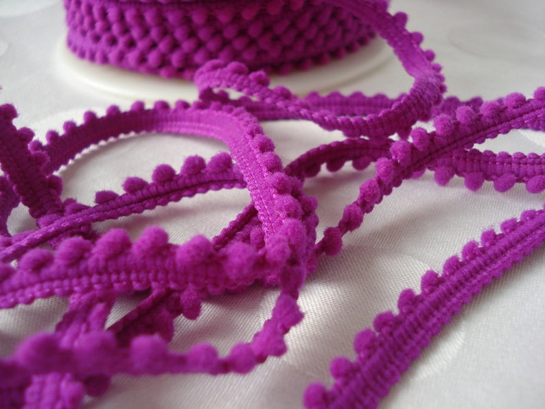 2 m Mini-Pompons lilas image 2