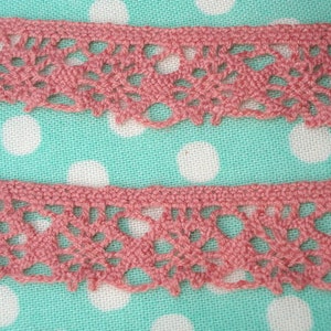 2 m lace in old pink image 1