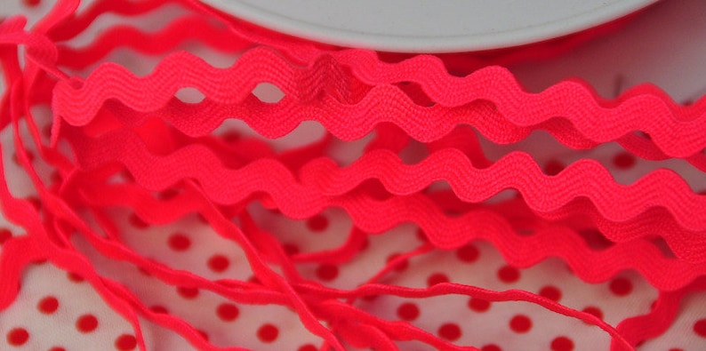 3 m rick-rack NEON-PINK image 1