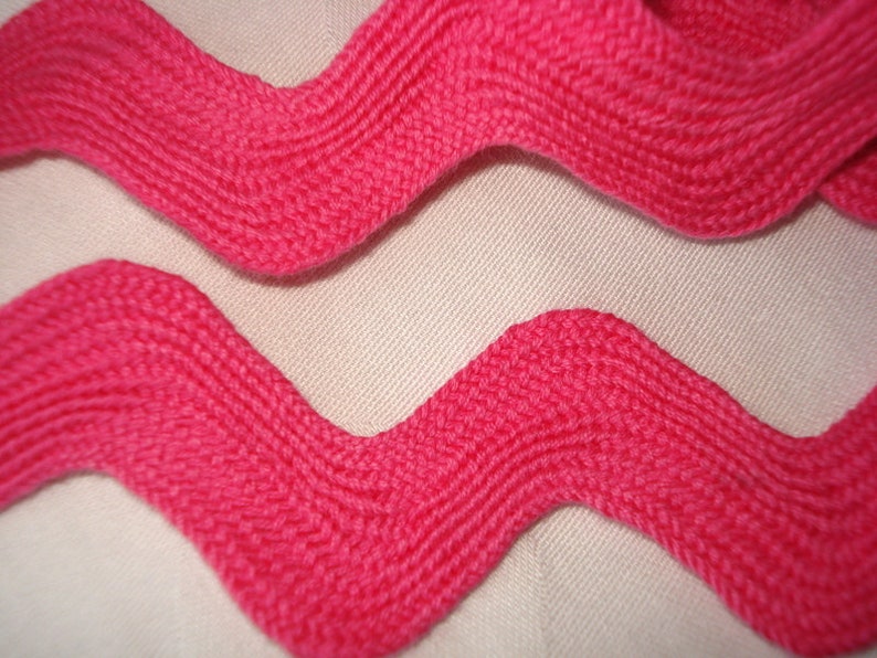 2 m x 30 mm passement SUPERGRAND 30 mm PINK rickrack serpentine crochet image 2