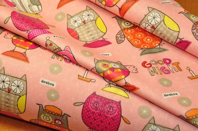 0,25 x 0,75 m oilcloth with teflon OWLS pink image 1