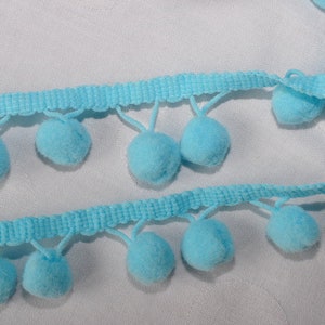 1 m big bobbles in light blue image 1