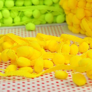 1 m ruban POMPONS NEON JAUNE image 2