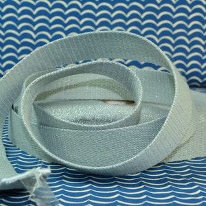 2 m x 30 mm LUREX Gurtband grau/silber Trageband Gurt seatbelt ceinture silber/grey GLITZER Bild 4