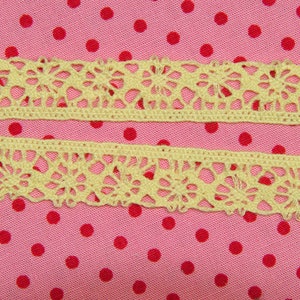 2 m lace light yellow image 3