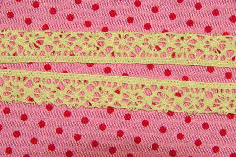 2 m lace light yellow image 3