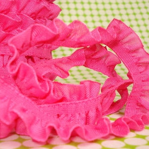 2 m x 18 mm ribbon plissé, frill in pink image 3