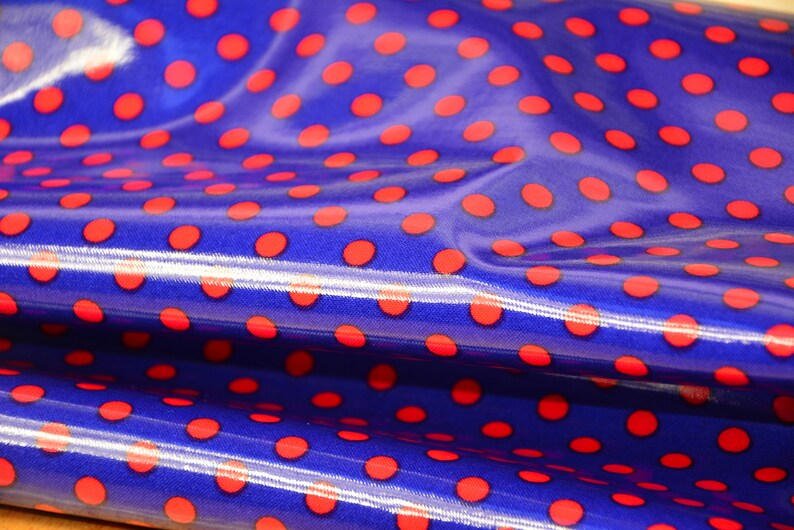 0.25 M Wachstuch Laminated dots Cosmo Bleu/rouge image 1