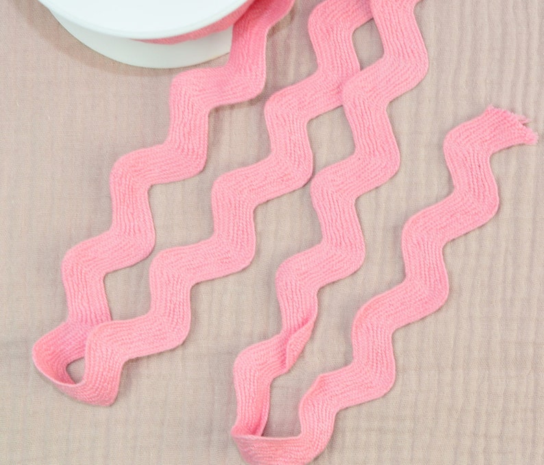 2 m x 30 mm Zackenlitze SUPERGROß 30 mm PINK 100 % CO rickrack serpentine crochet image 2