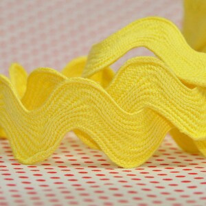 2 m x 30 mm passement SUPERGRAND 30 mm JAUNE CITRON rickrack serpentine crochet image 2