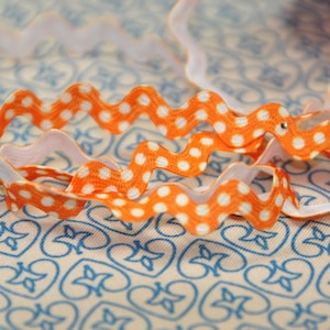 2 m rick-rack with DOTS in ORANGE image 1