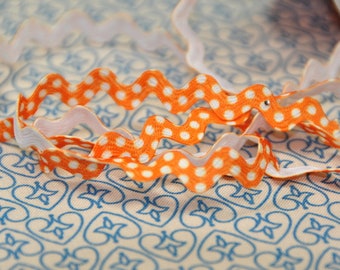 2 m rick-rack  with DOTS in ORANGE