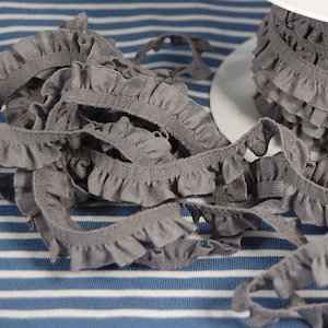 2 m x 15 mm frill grey 100 % CO frill lace falbala ruche quilling volant