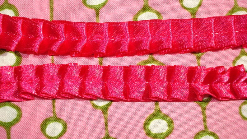 1 m ribbon plissé, frill image 1