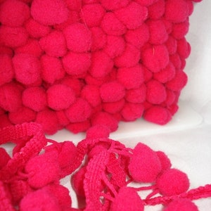 1 m pompons in PINK image 3