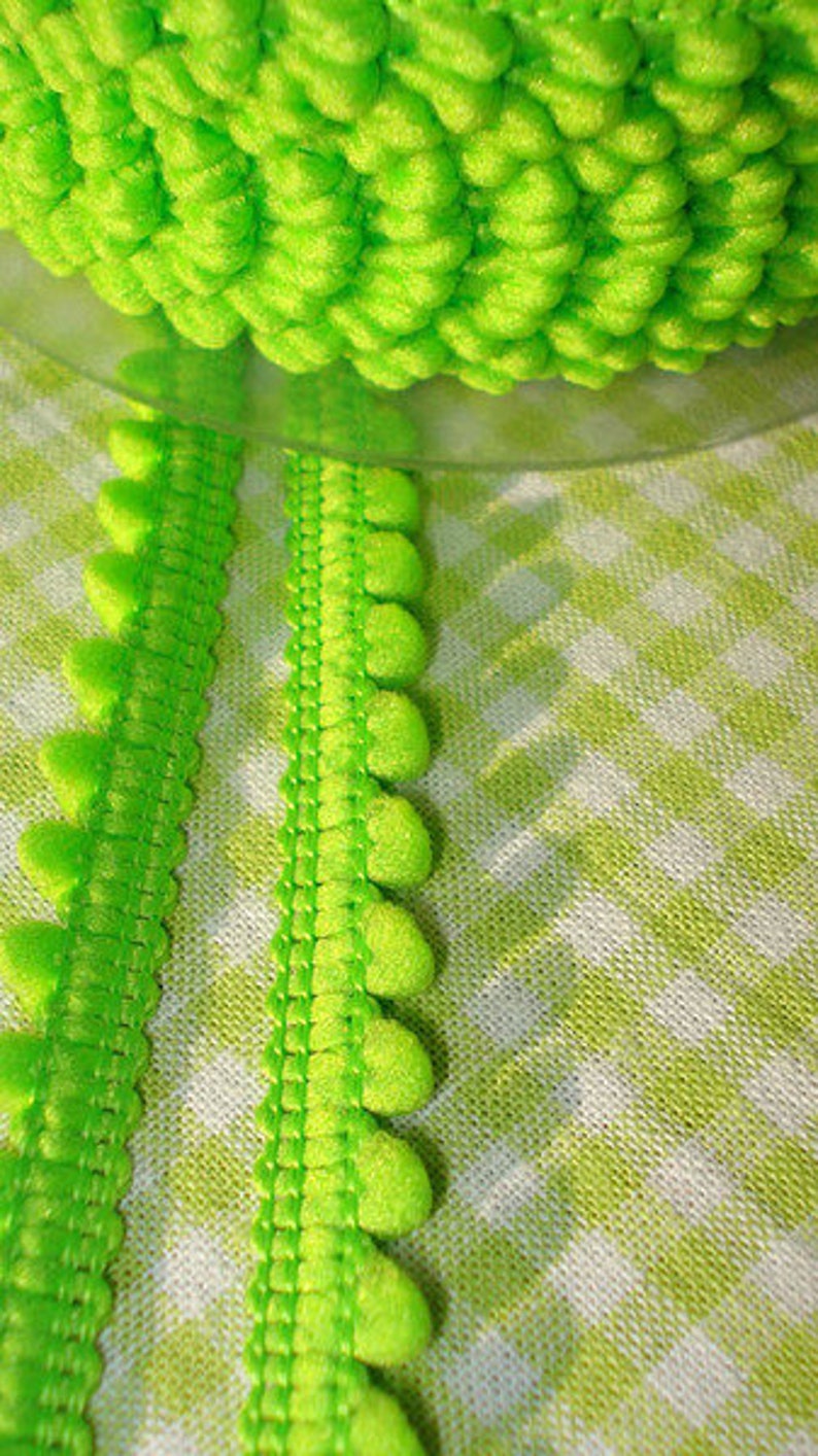 2 m mini bobble braid in green image 2