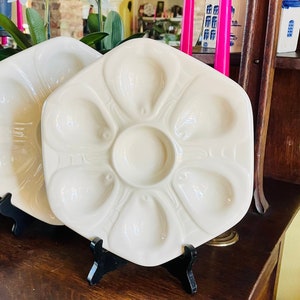 Vintage Majolica Oyster Plate in a Creamy White Hexagonal Shape 9&quot;