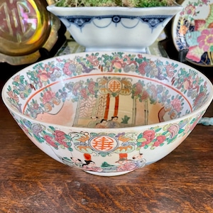 Vintage Large Rose Medallion Centerpiece Bowl - Famille Rose Statement Bowl - Da Qing Quianlong Nian Zhi 10&quot;