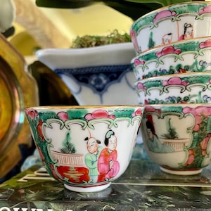 Vintage Rose Medallion Sake Cup: Famille Rose Toothpick Holder