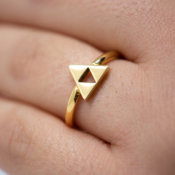 Legend of Zelda Triforce Ring - 18ct gold plated
