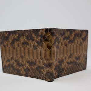 Cartera de serpiente glaseada con caramelo